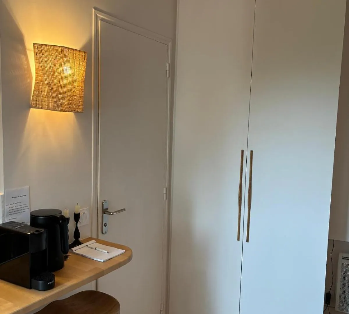 Cosy With Incredible View Apartment